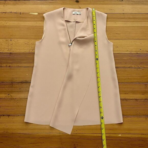 Vince Zip neck Draped Shell in New Buff. Size XS. - Picture 7 of 10